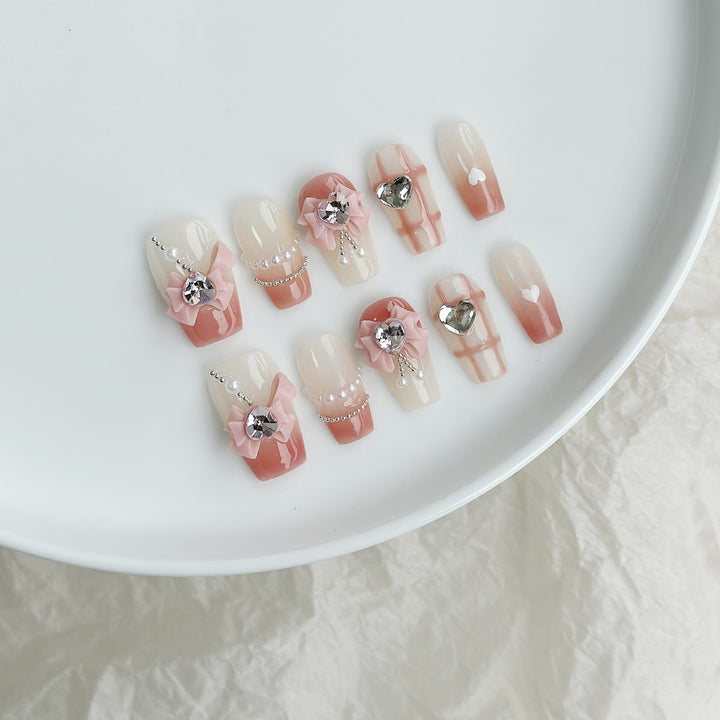 Artistic Floral-Embellished Press-On Nails