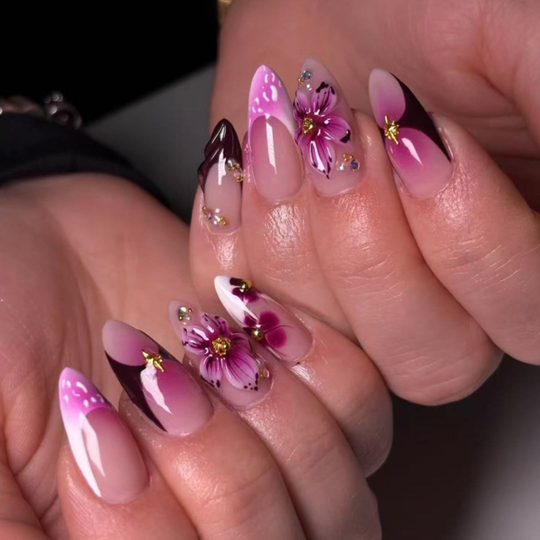 Elegant artificial nails with floral accents Stornfield