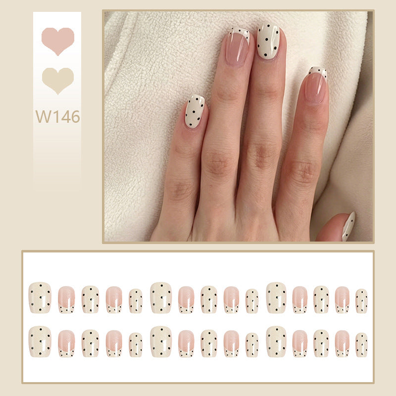 Trendy Nail Art Stornfield