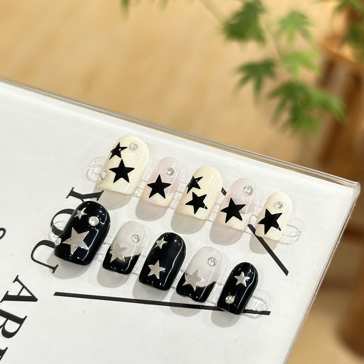Decorative Star-Embellished Press-On Nail Set
