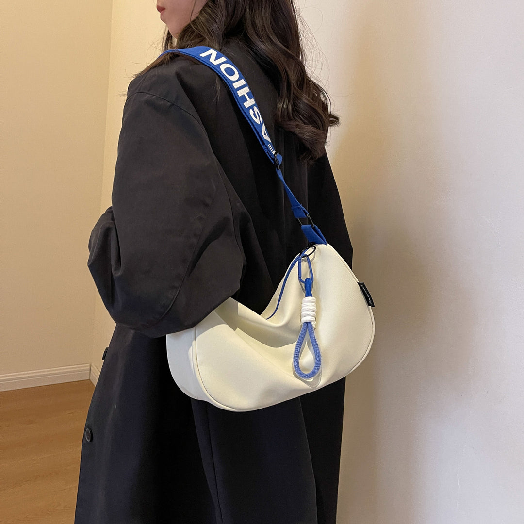 Fashionable shoulder bag with adjustable carrying strap Stornfield