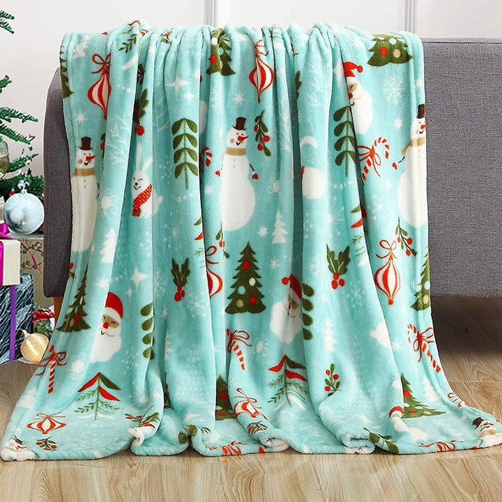 Festive Holiday-Themed Plush Throw Blanket