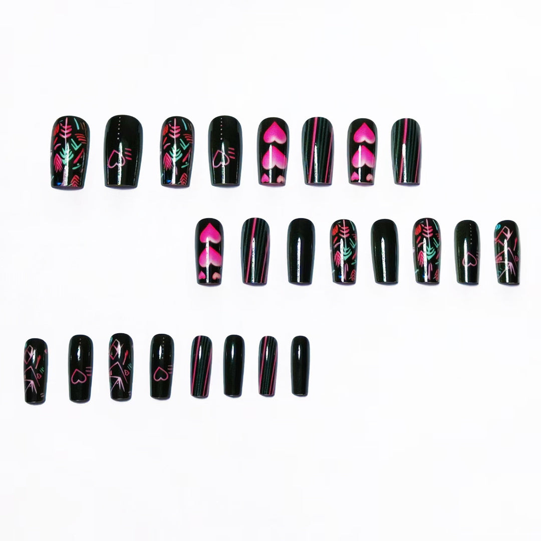 Creative artificial nails with modern graphic designs Stornfield