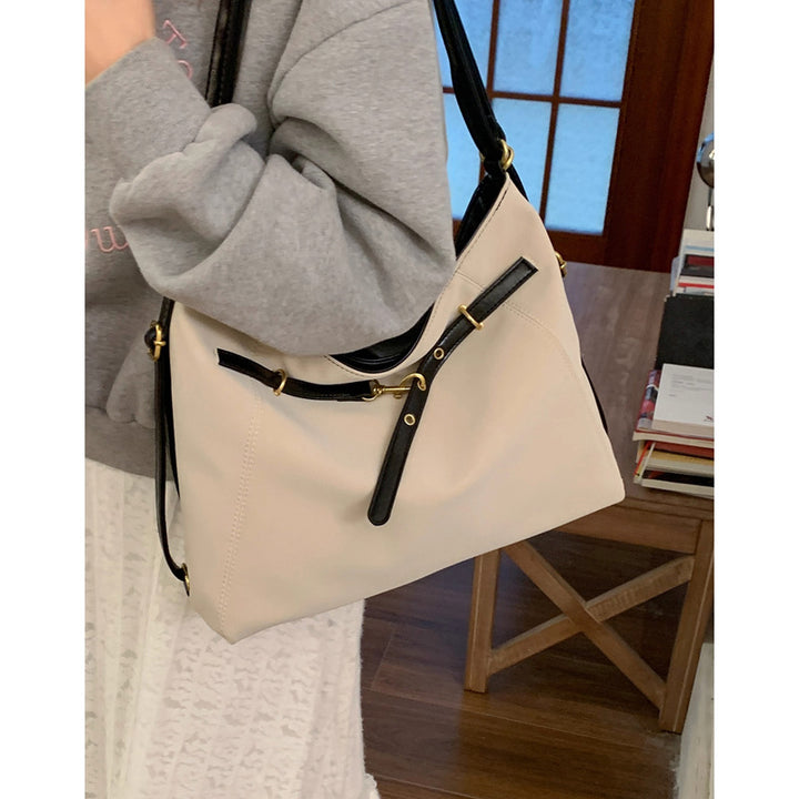 Modern Chic Shoulder Bag Stornfield