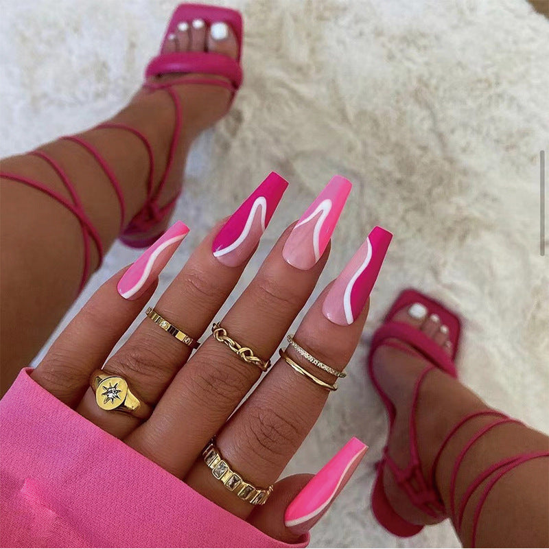 Trendy Nail Art Stornfield