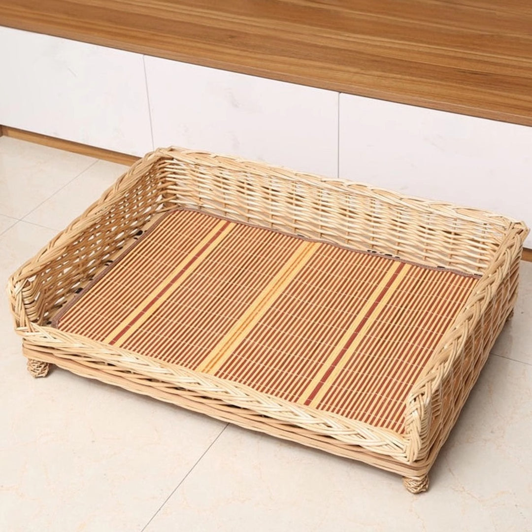 Women's Pet Basket with Stylish Design and Comfortable Sleeping Area Stornfield