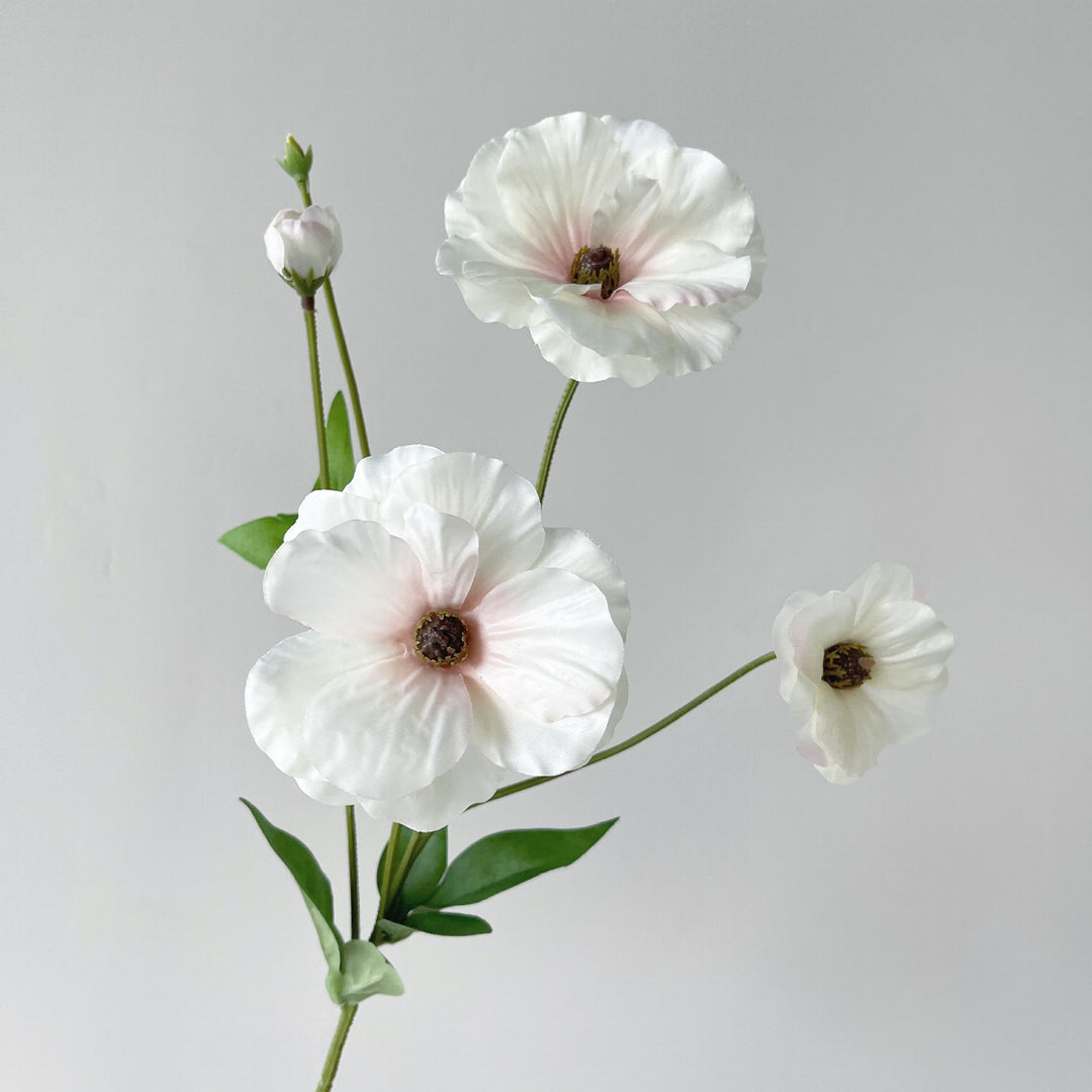 Elegant Floral Accent