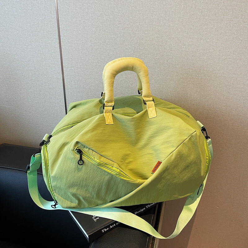 Sporty Travel Bag With Innovative Design Stornfield