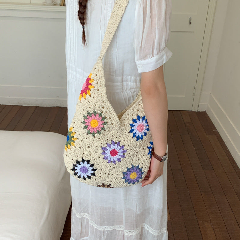 Fashionable Crochet Handbag Stornfield