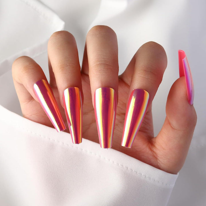 Artificial nails with holographic shine Stornfield