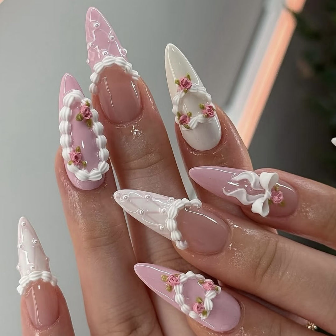Decorative Floral Press-On Nail Art Set