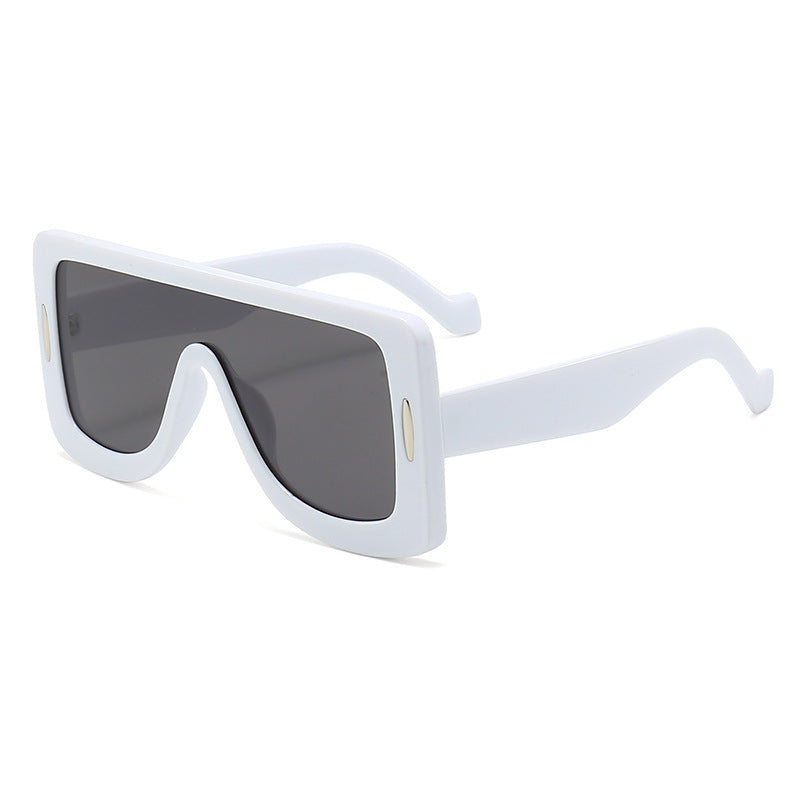 Women's Oversized Sunglasses in Modern Bauhaus Style Stornfield