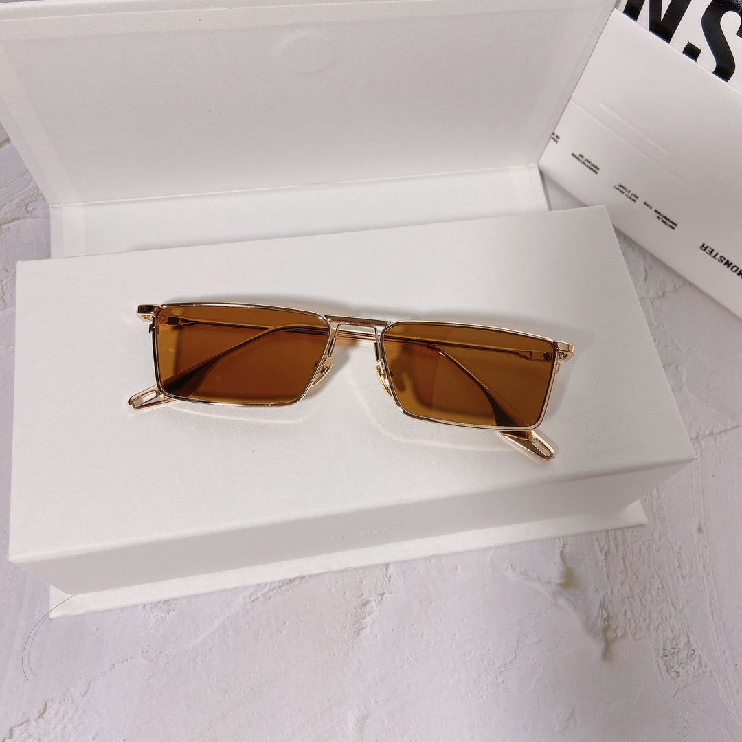 Fashionable sunglasses with rectangular metal frame Stornfield