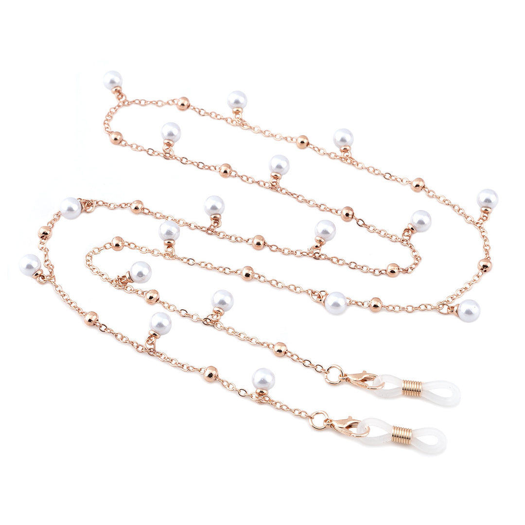 Elegant Beaded Eyewear Chain Stornfield