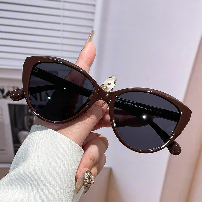 Ladies Cat-Eye Sunglasses with fashionable and sturdy frame Stornfield