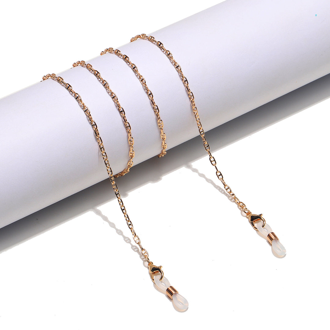 Elegant Gold Chain Eyewear Holder Stornfield