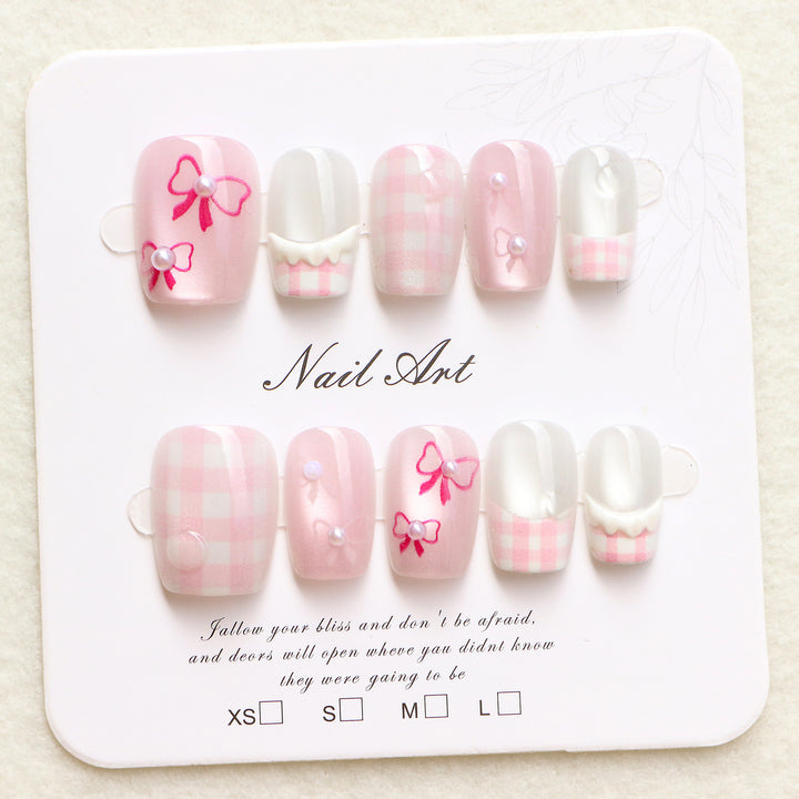 Charming Nail Art Press-On Set Stornfield