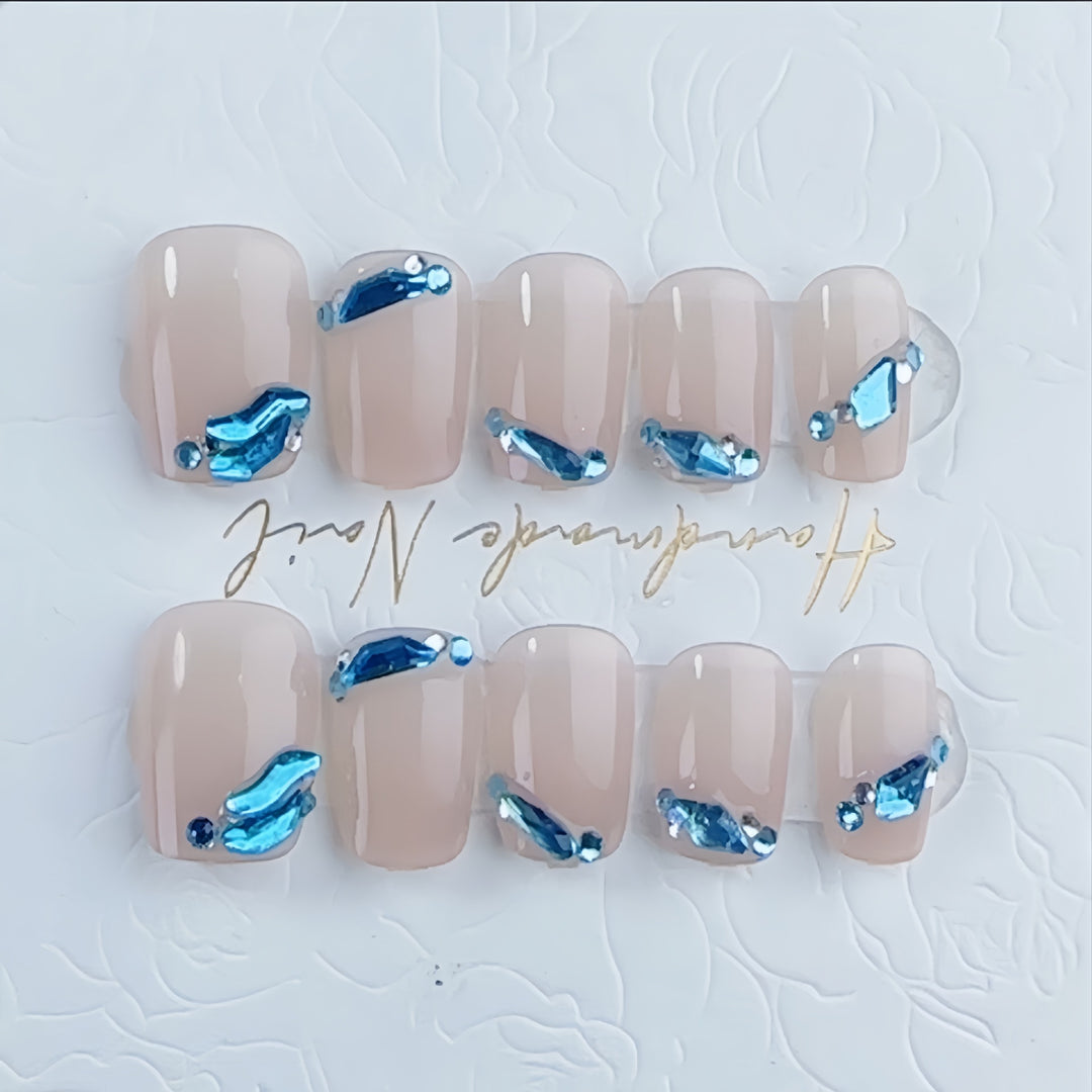 Artistic Decorative Press-On Nail Set Stornfield