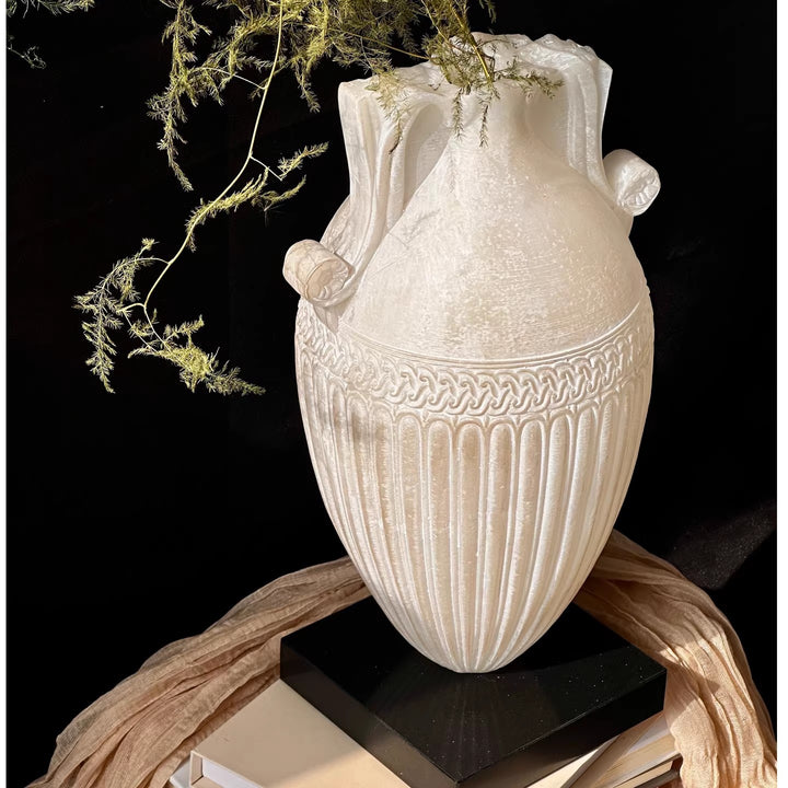Elegant Decorative Sculpture Vase