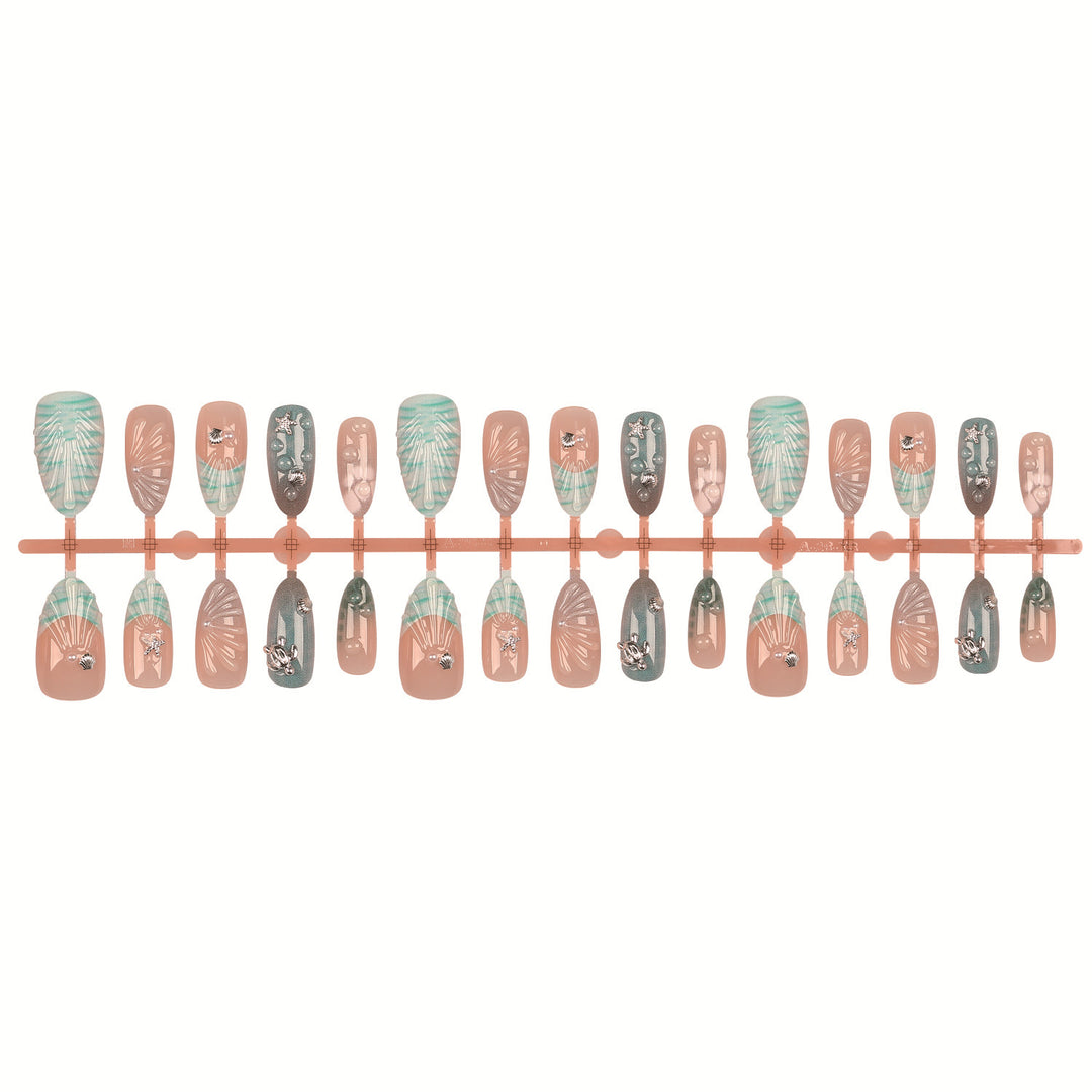 Coastal-Themed Press-On Nail Art Set