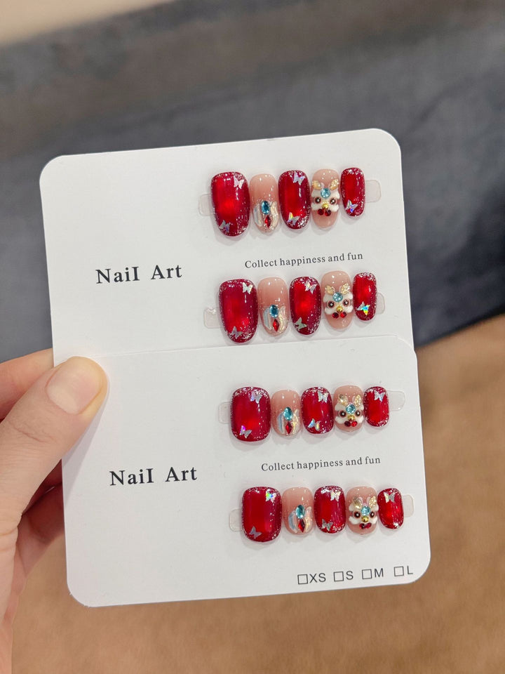 Glittery Articulated Press-On Nails Stornfield