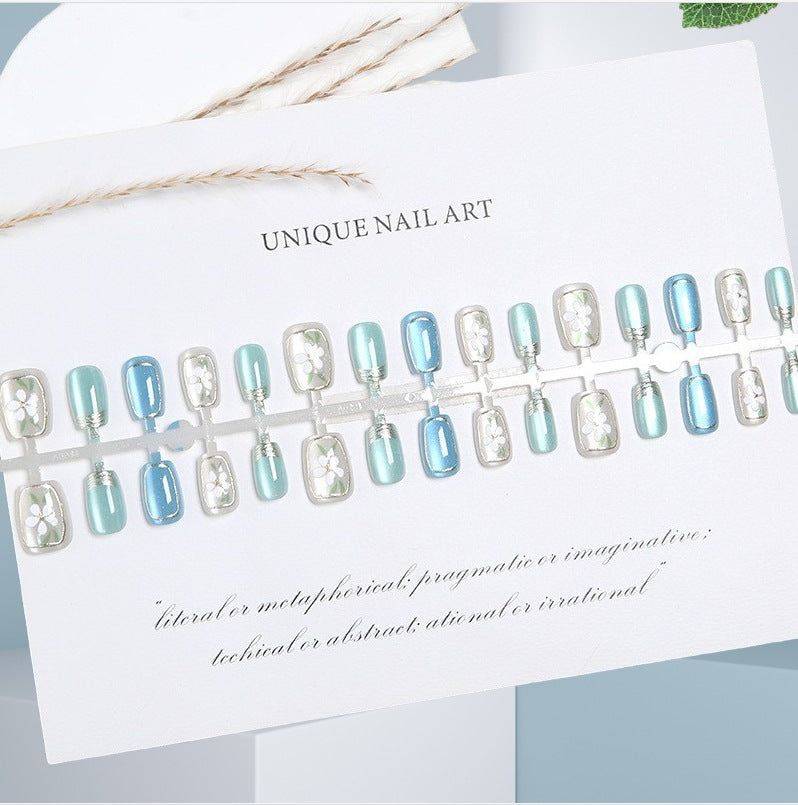 Detailed Floral Press-On Nail Art Set Stornfield