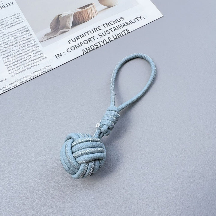 Multifunctional Knot Keychain Accessory Stornfield
