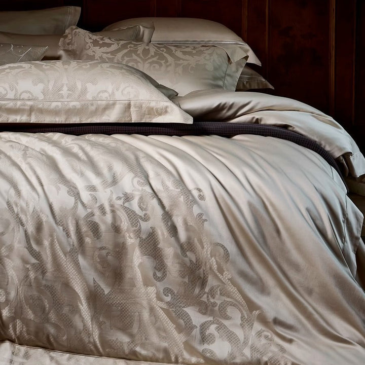 Luxury Jacquard Damask Cotton-Sateen Duvet Cover Set with Envelope Pillow Shams