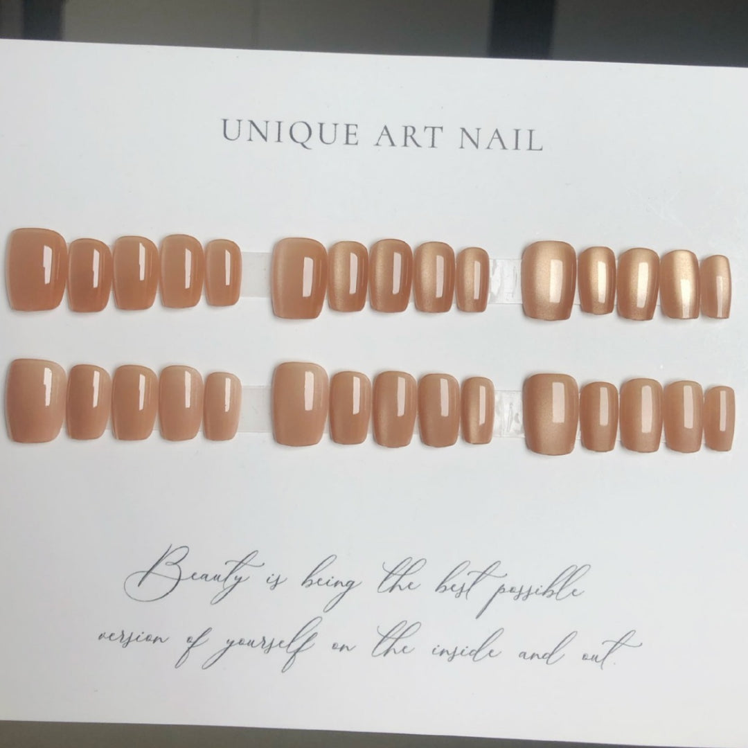 Press-On Nail Art Set