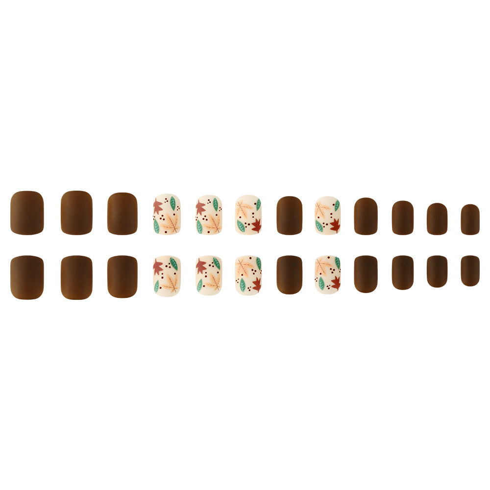 Fall-Themed Nail Art Stornfield
