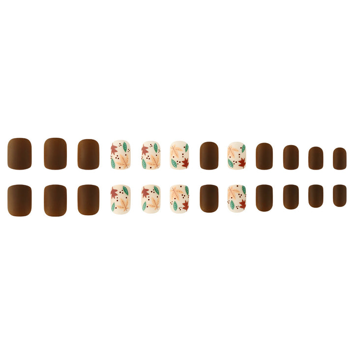Fall-Themed Nail Art Stornfield