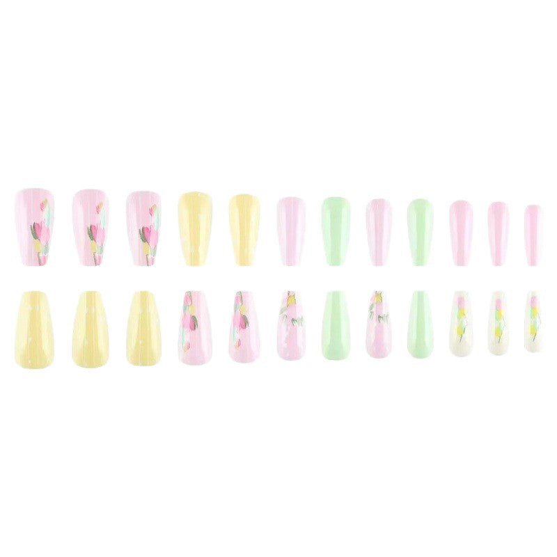 Creative artificial nails with spring-like floral designs Stornfield