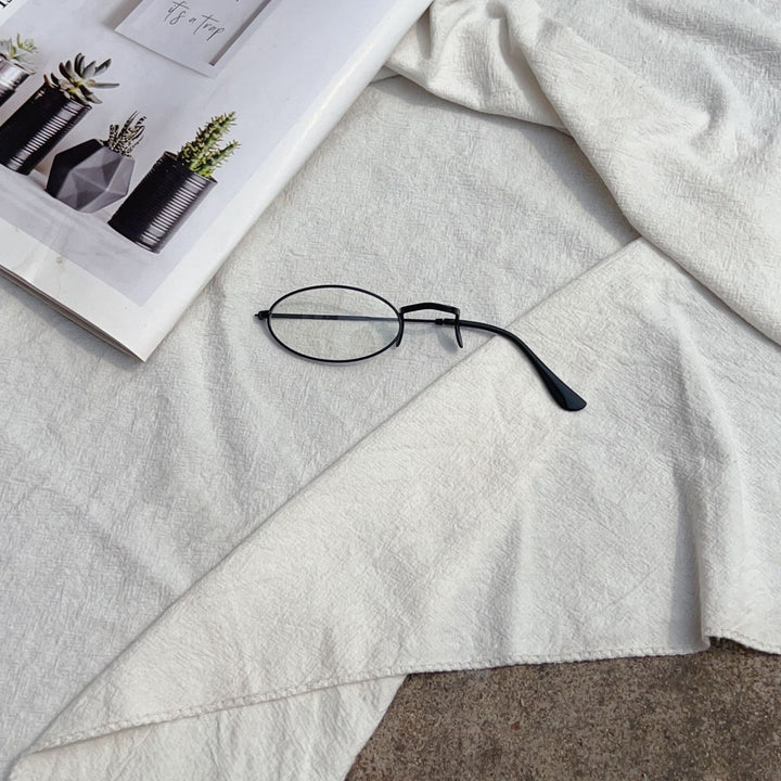 Retro-Inspired Oval Frame Glasses Stornfield
