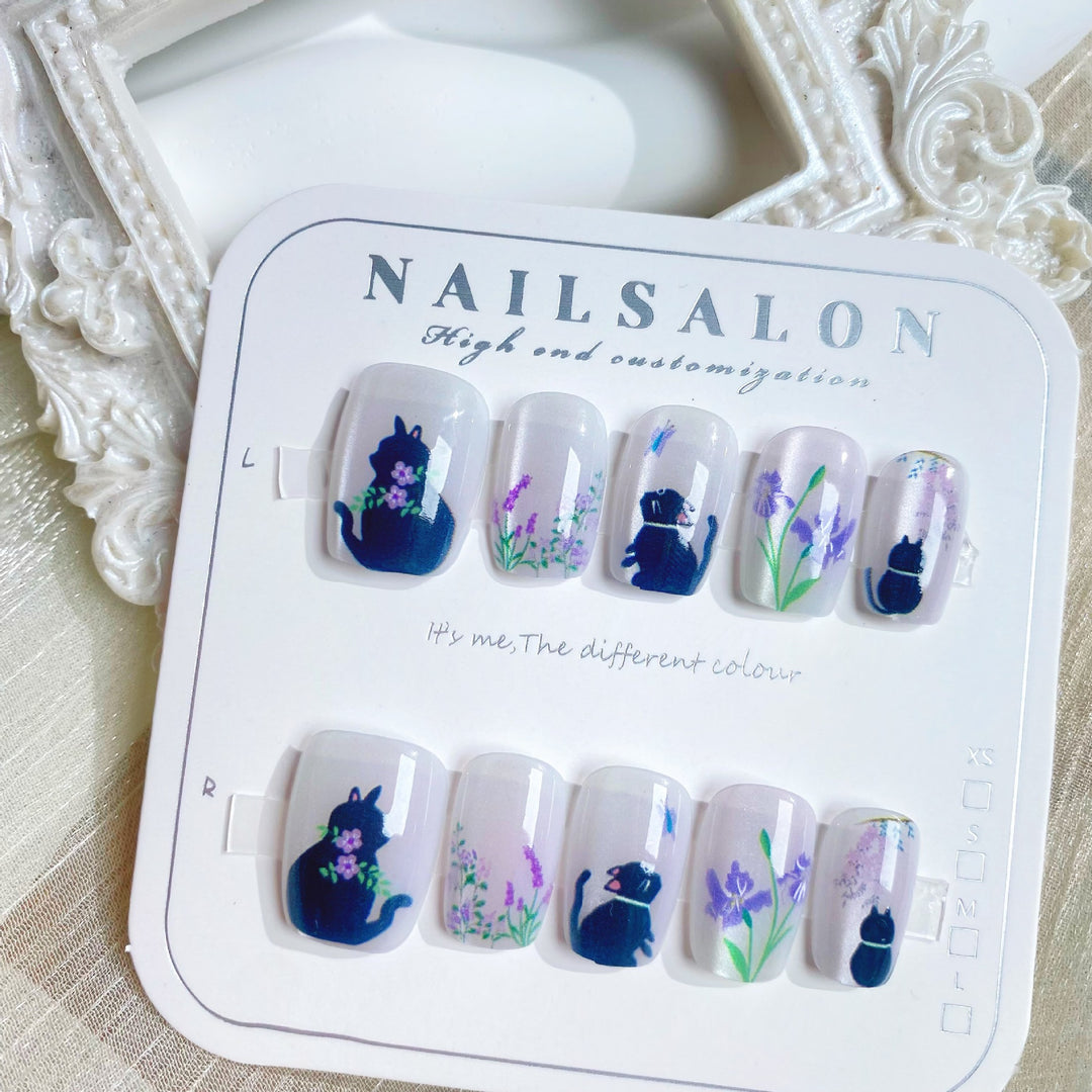 Cat-Themed Decorative Press-On Nail Set