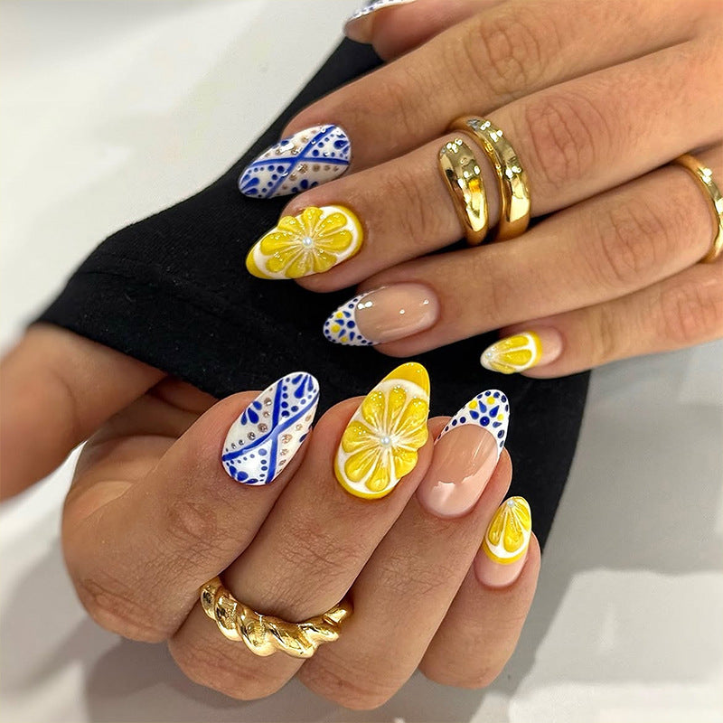 Artful nail set with floral accents Stornfield
