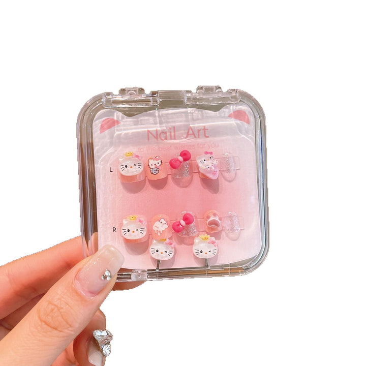Creative artificial nails with 3D designs Stornfield