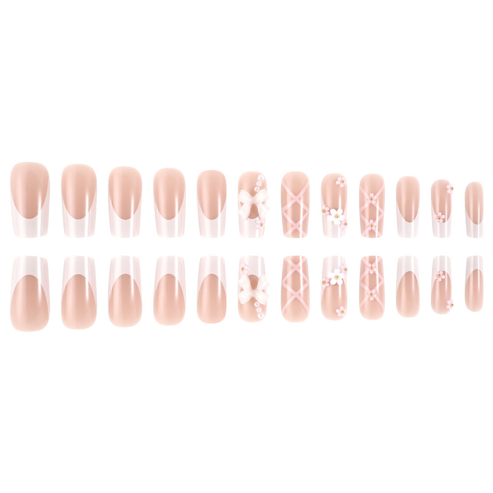 Decorative Floral Press-On Nails Stornfield