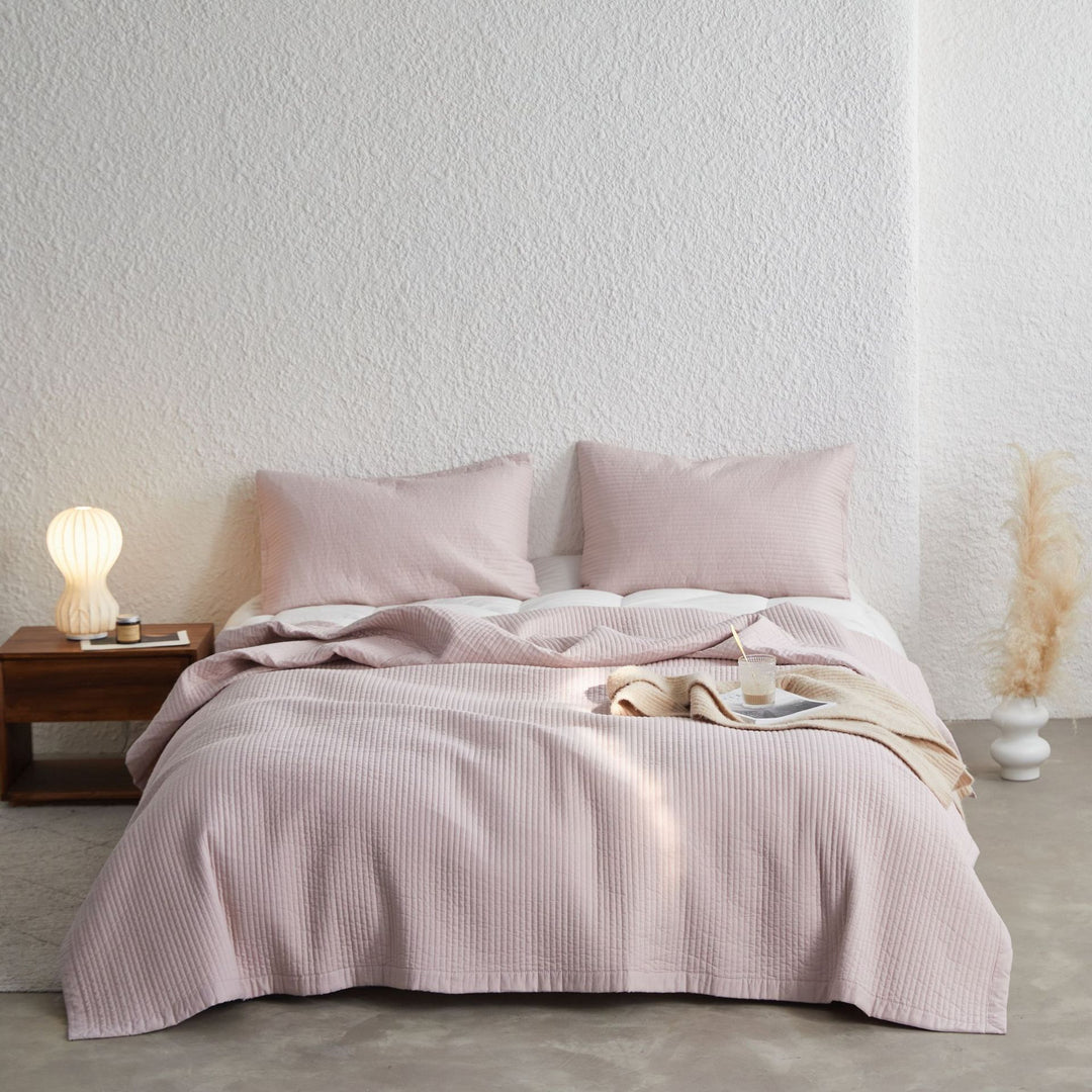 Lightweight Quilted Bedspread and Matching Pillow Sham Set