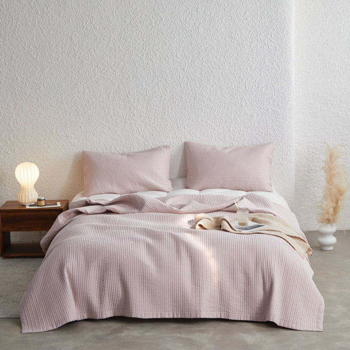 Lightweight Quilted Bedspread and Matching Pillow Sham Set
