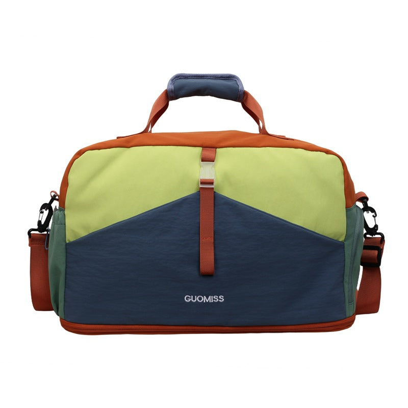 Versatile Multi-Pocket Sports Holdall