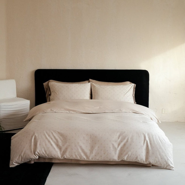 Luxury Cotton-Sateen Duvet Cover Set with Subtle Tonal Micro-Print & Hidden Closure