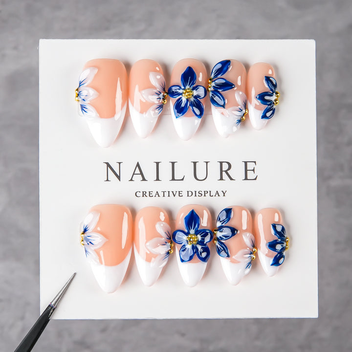 Floral Design Press-On Nails