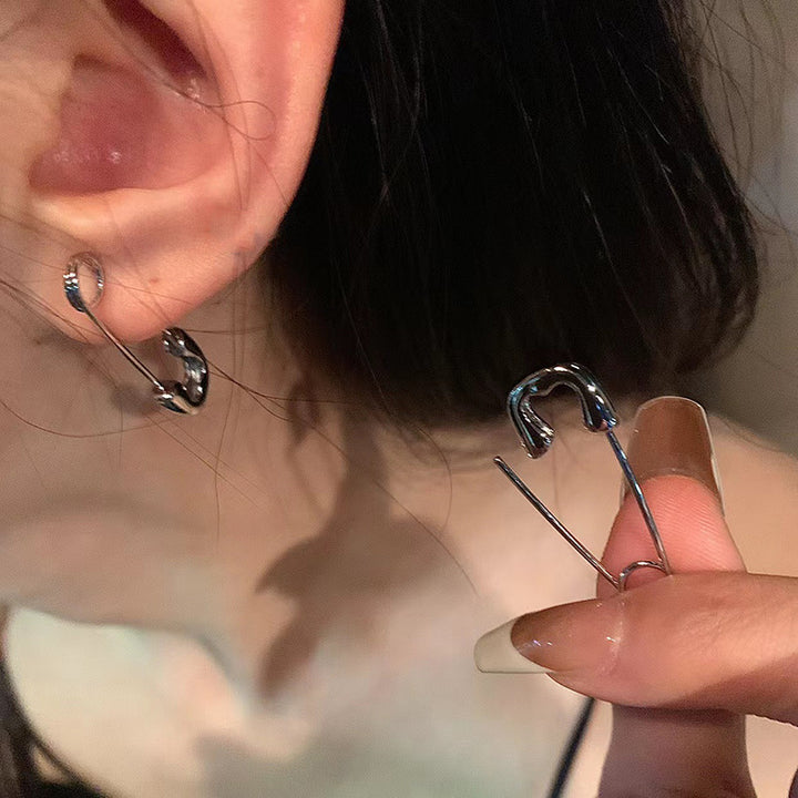 Safety pins Stornfield