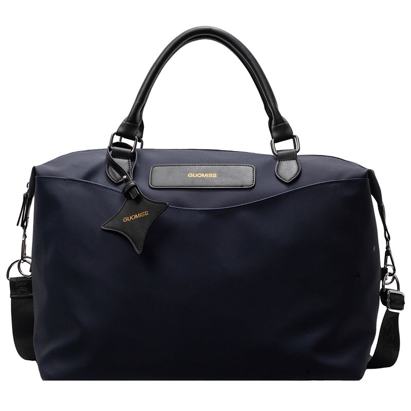 Elegant Travel Bag With Practical Compartments Stornfield