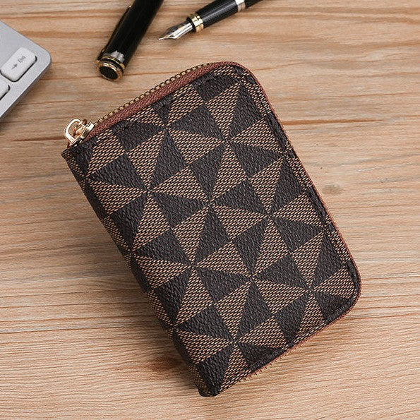 Compact Geometric Pattern Stornfield