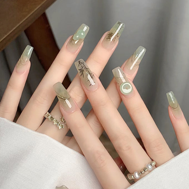 Artificial nails with modern geometric design Stornfield