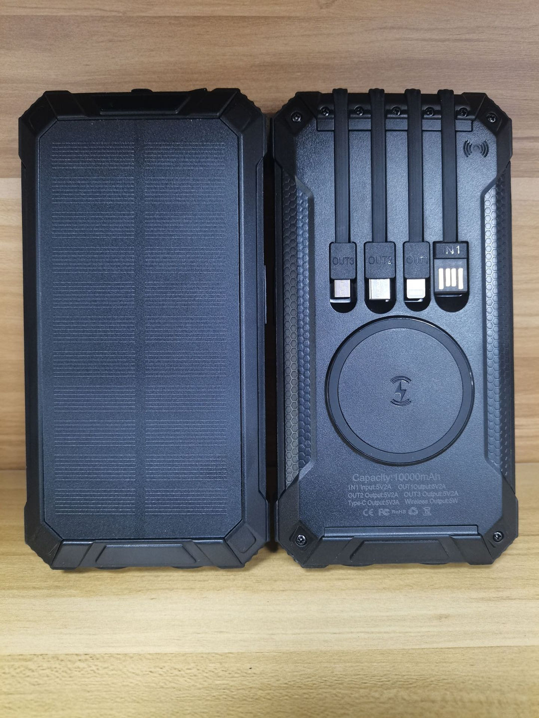 Wearable Solar Power Bank Stornfield