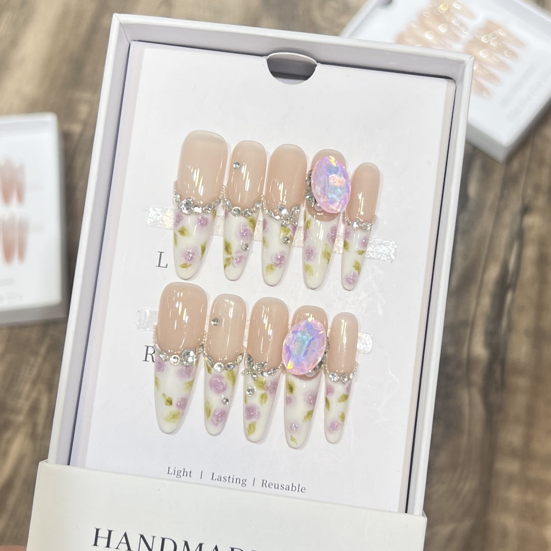 Decorative Floral Stiletto Press-On Nail Set Stornfield