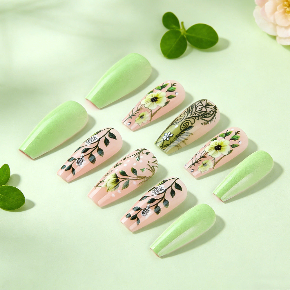 Floral Patterned Gel Nail Art Set Stornfield