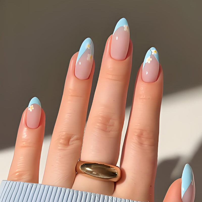 Artificial nail set with elegant flower and pastel decorations Stornfield